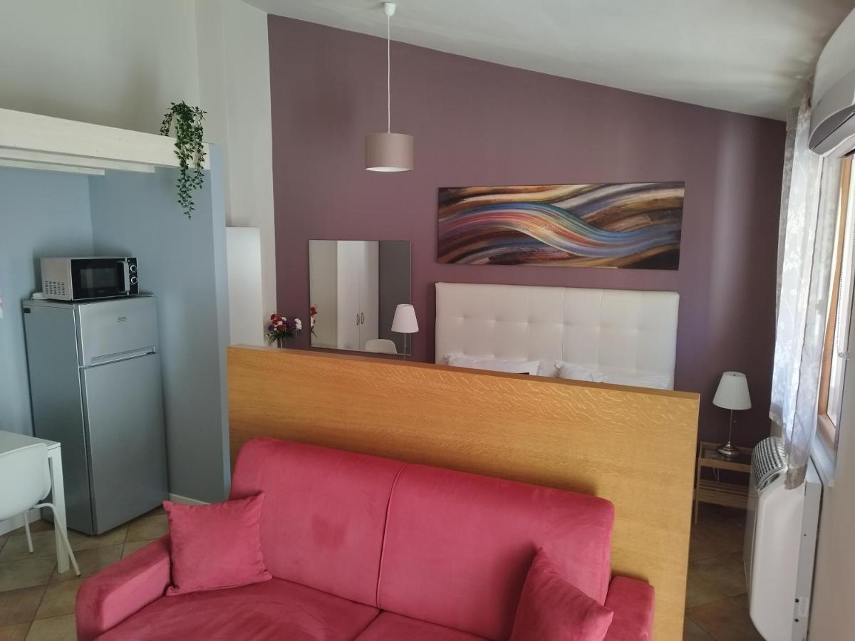 شقة Casa Nicole كاستلبونو المظهر الخارجي الصورة